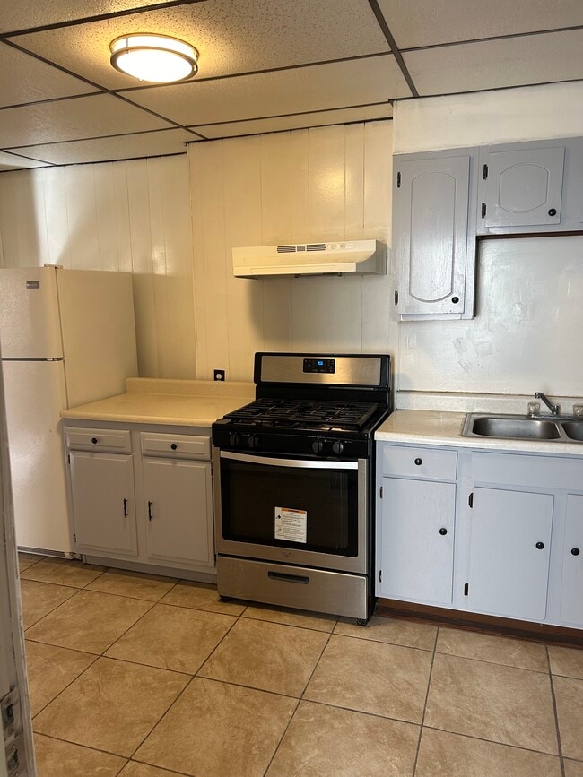 Building Photo - 1908 4th Ave Unit 1S