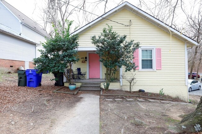Building Photo - Great home in Chapel Hill!