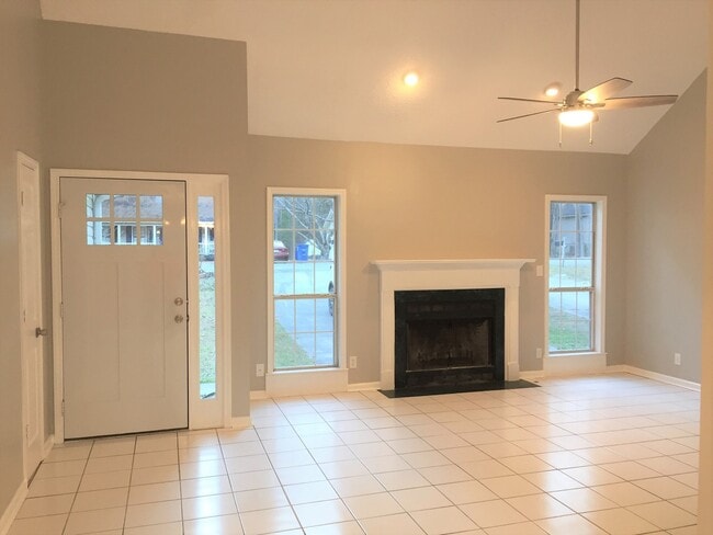 Photo - 542 Loblolly Ln