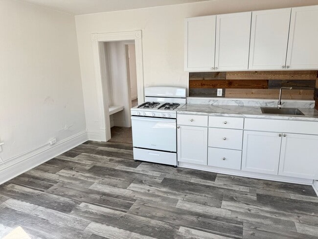 Building Photo - nre1001 Unit 1003