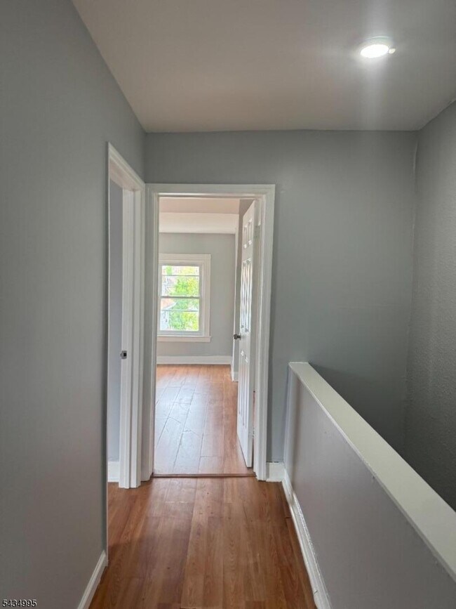 Photo - 105 N Munn Ave