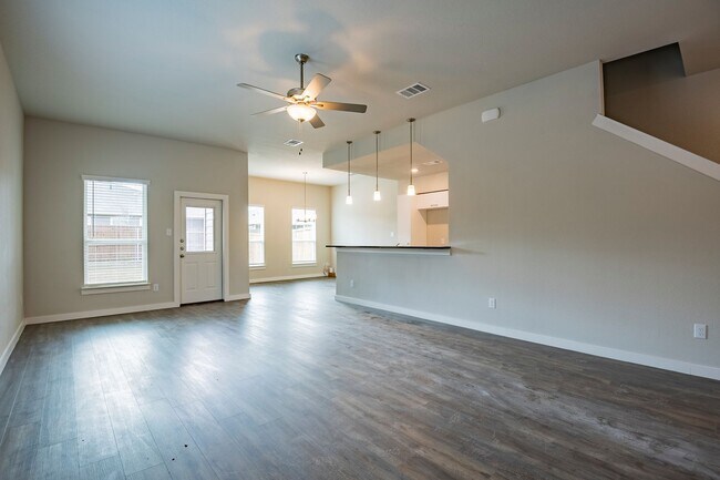 644 Wheatfield Dr