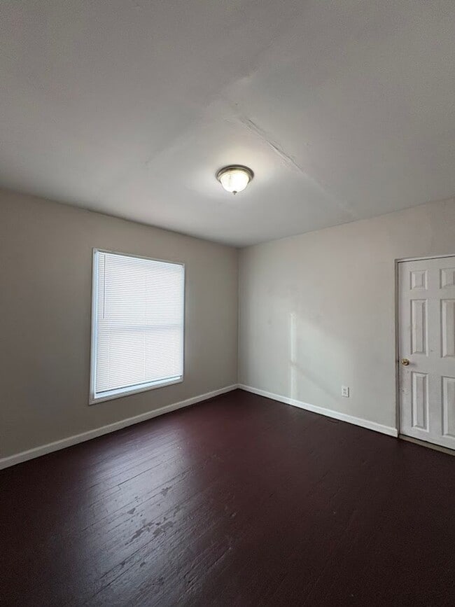 Photo - Three bedroom one bathroom home for rent