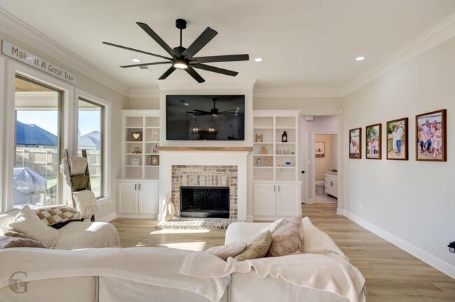 Photo - 302 Elbow Slough