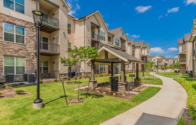 Photo - Timbers at Hickory Tree