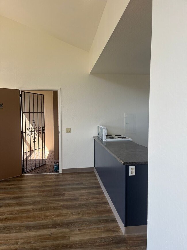 Photo - Rare 3 bedroom unit with 2 parking stalls