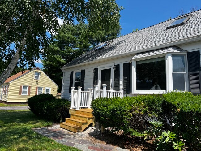 Photo - 9 Maplewood Ave