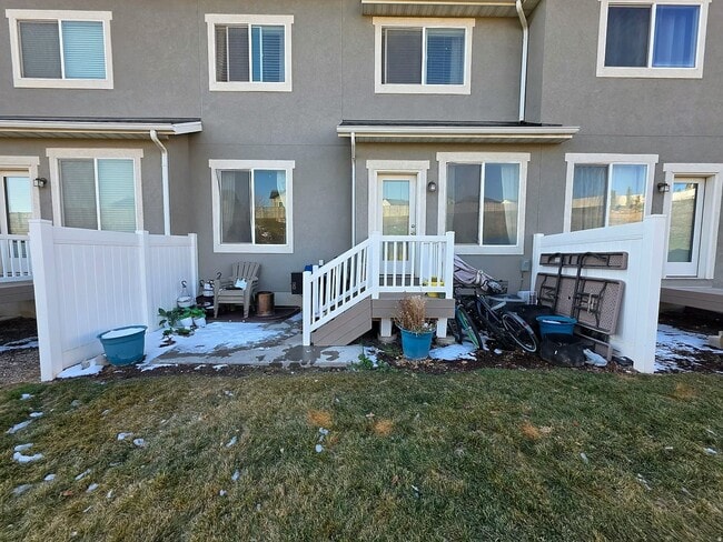 Photo - 284 Eaglewood Dr