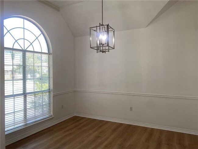Photo - 1373 Fairfield Dr