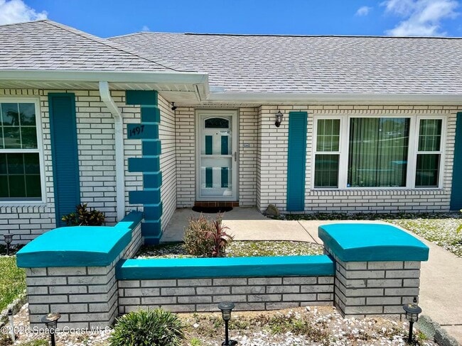 Photo - 1497 Krin Ct NE