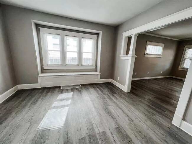 Photo - 336 N Riley Ave