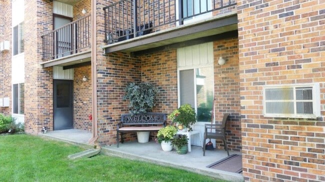 Photo - Arrowhead Apartments