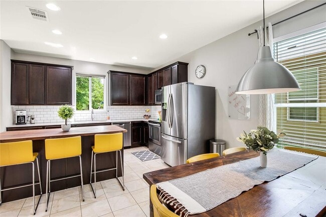 Photo - 9505 Southwick Dr