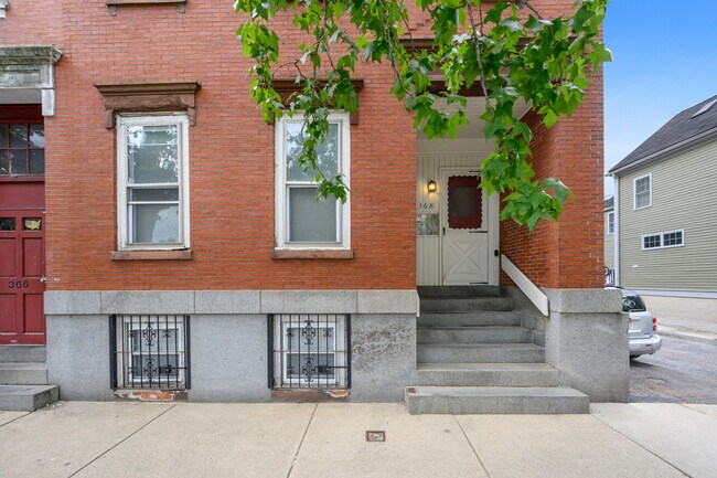 Photo - 605 Dorchester Ave