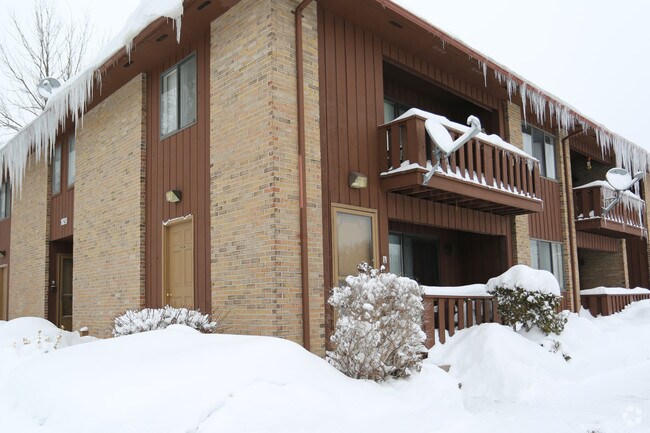 Photo - Trident Square Apartments