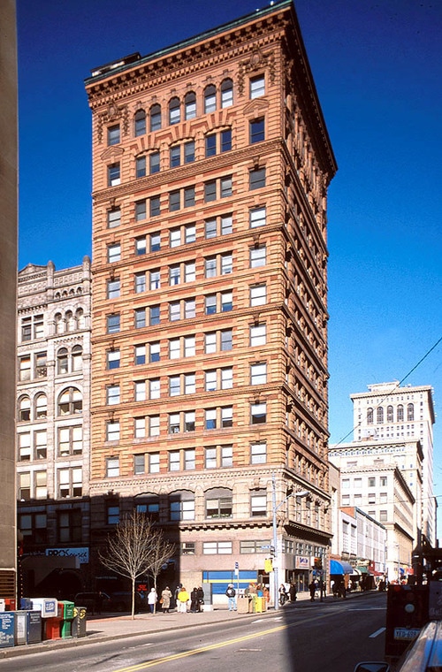 Standard Life Building - Standard Life Building Apartments