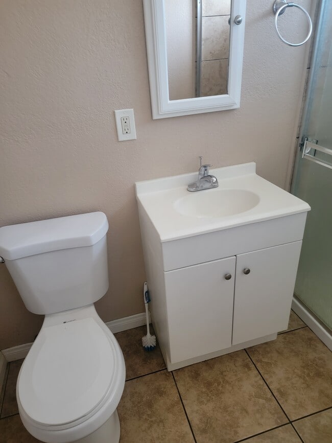 Photo - 3593 Dalbergia St Unidad D