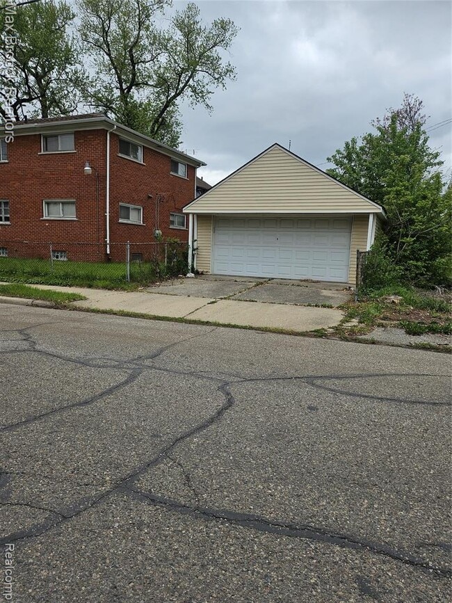 404 West St