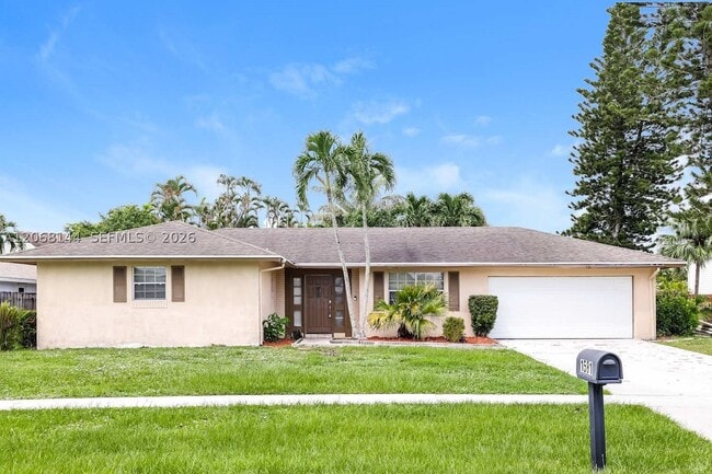 Photo - 1581 Wyndcliff Dr