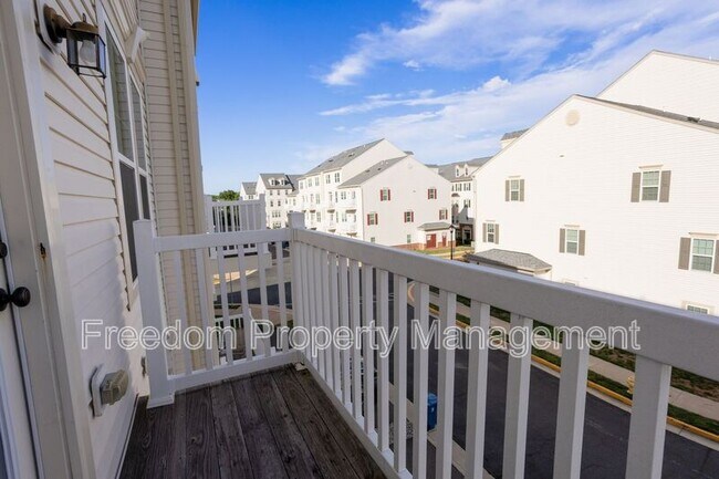 7408 Brunson Cir