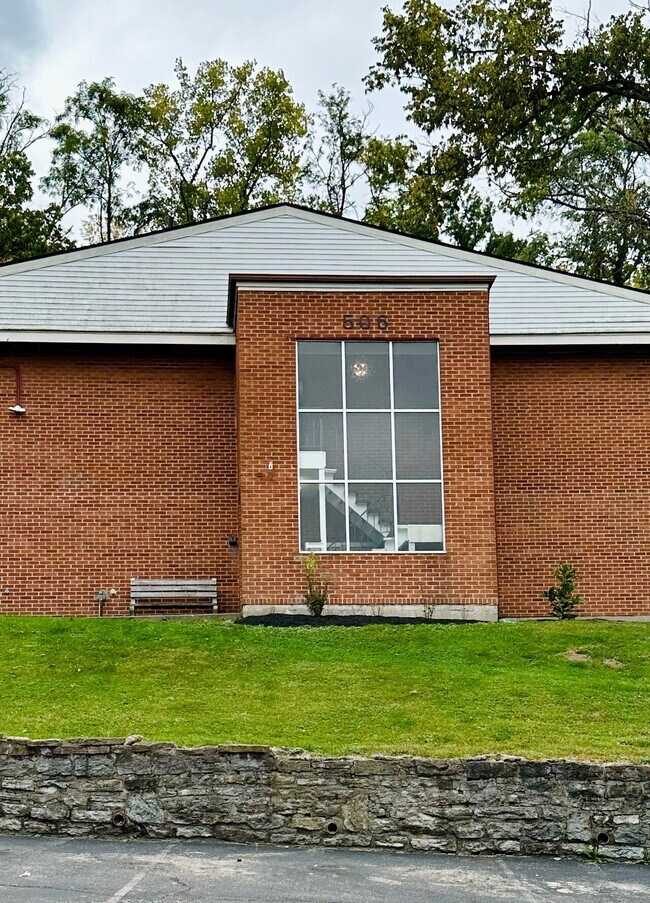 Photo - Main Street Milford Apartments LLC Unidad 2