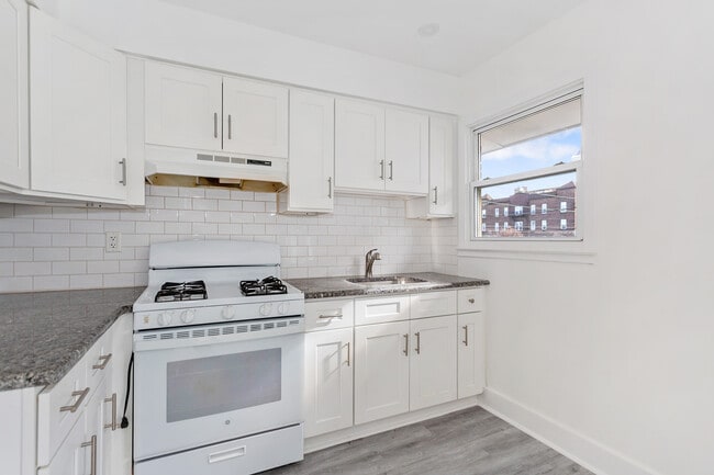 Photo - 86 Chestnut St