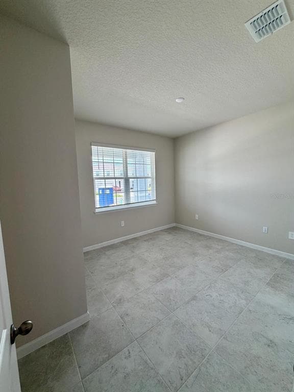 Photo - 3884 Isle Royal Pl