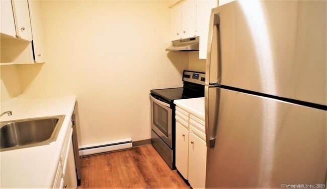 Photo - 37 Ferris Ave Unidad 6 Rental