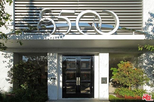 Photo - 8500 Burton Wy Unit 710