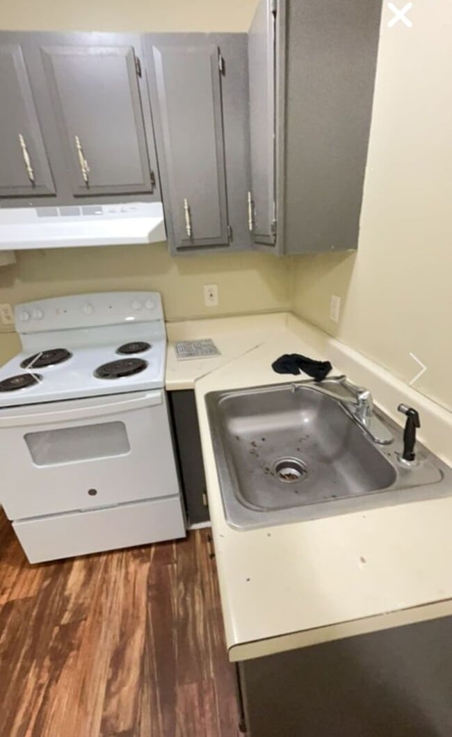 Photo - 611 Stewart Ave SE Unit 2