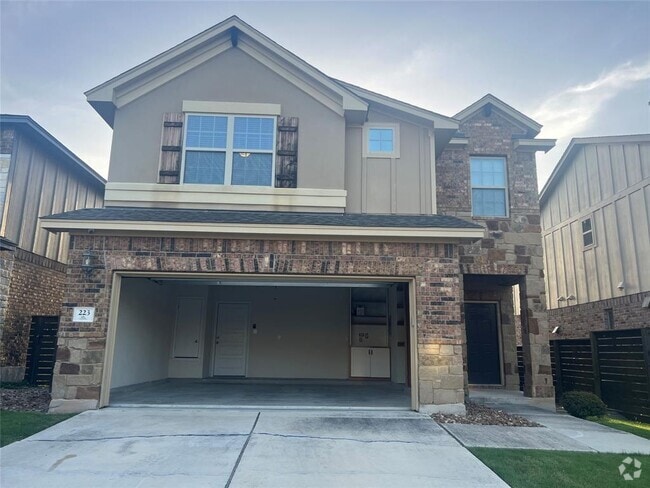 Building Photo - 3651 Sandy Brook Dr Rental