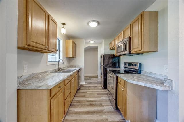 1509 Mitchell Dr