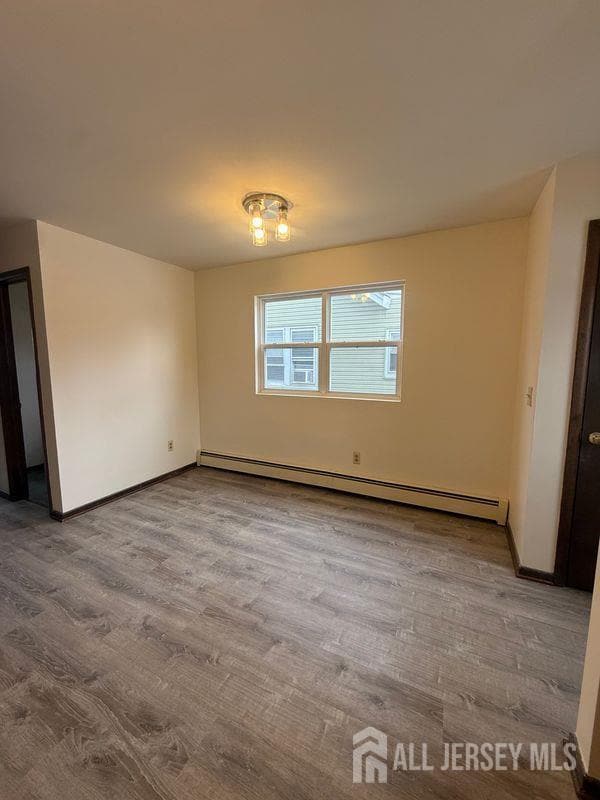 Photo - 710-712-712 Drake Ave