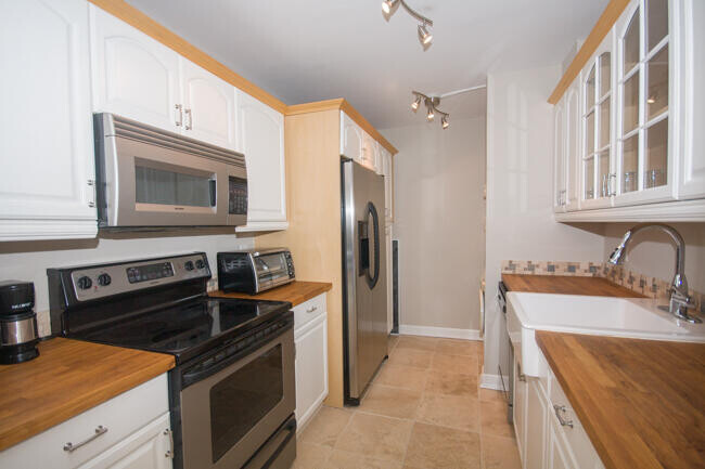 Photo - 301 Croton Ave Condo Unit 210
