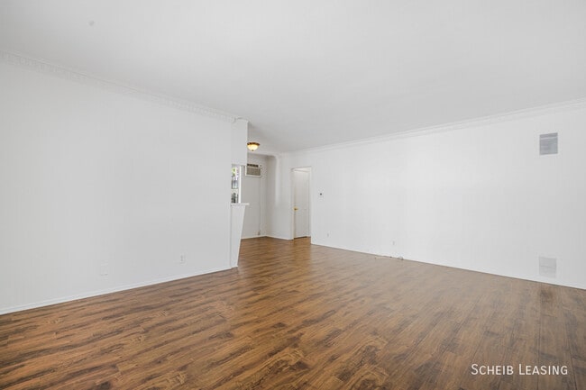 Photo - 426 Rexford Dr Unit 1