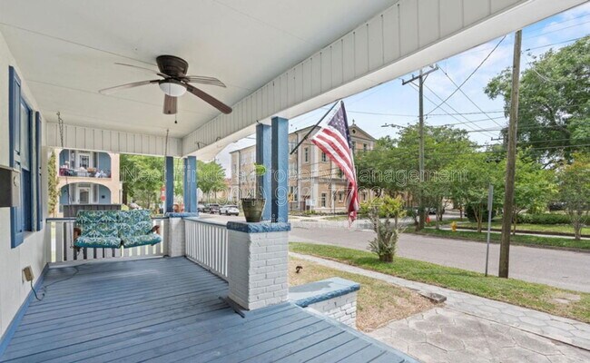 Photo - 2623 Forbes St