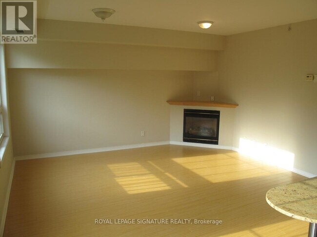 Photo - 1785 Eglinton Ave E