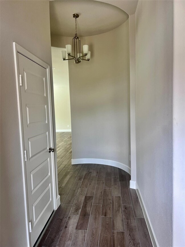 Building Photo - 288 Mallorn Ln