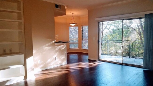 Photo - 6000 Shepherd Mountain Cove Unidad 402