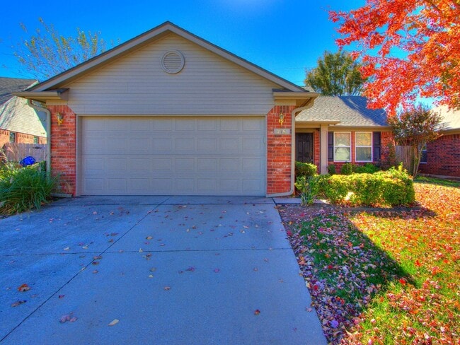 Photo - Charming 3 Bed, 2 Bath Home for Rent in Norman!