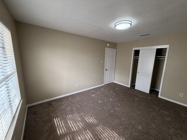 Photo - 5313 Carriage Ln