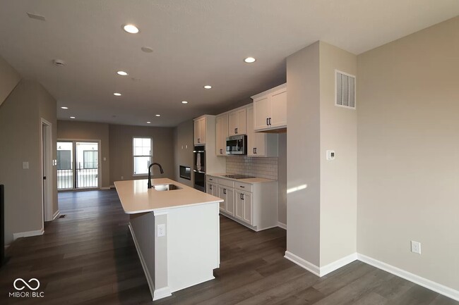 Photo - 4310 Douro Trl