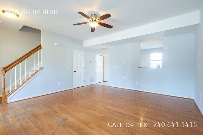 Photo - 858 Selby Blvd