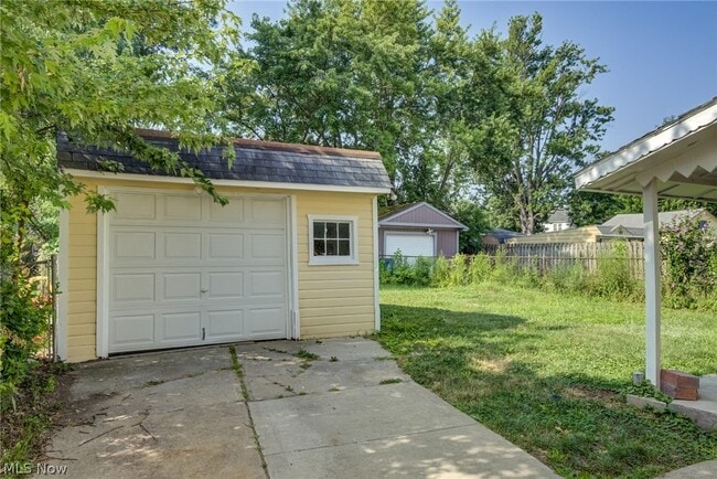 Photo - 13117 Wilton Ave