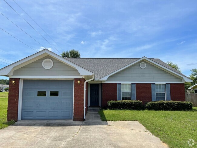 Building Photo - Quail Hollow Rental