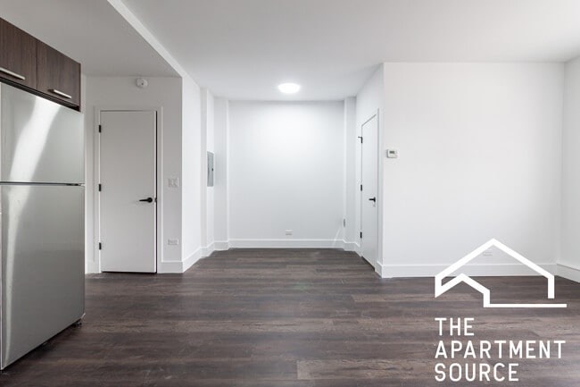 Photo - 1553 W Hollywood Ave Unit 302