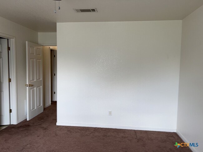 Photo - 308 Cedar Ridge Dr