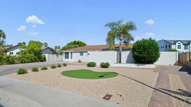 Photo - 2929 N 55th Pl Unit House