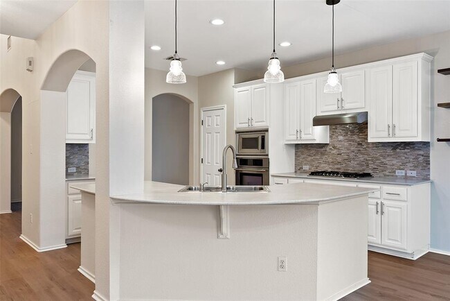 Photo - 65 White Magnolia Cir