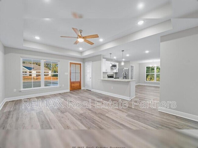 Photo - 15 Bellamy Ln